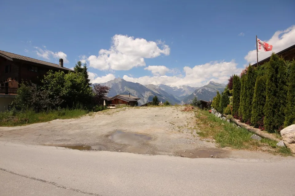 Magnificent building land in Haute-Nendaz!