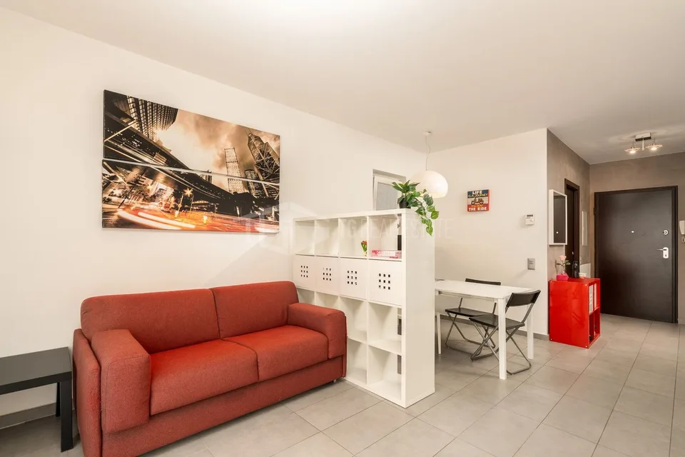 MÖBLIERTE WOHNUNG IN CASSARATE