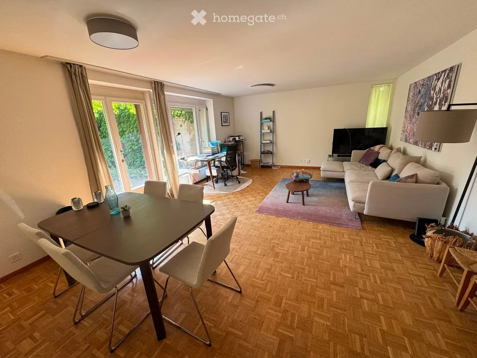 Appartamento grande e accogliente di 2.5 locali (~ 85m2) con giardino