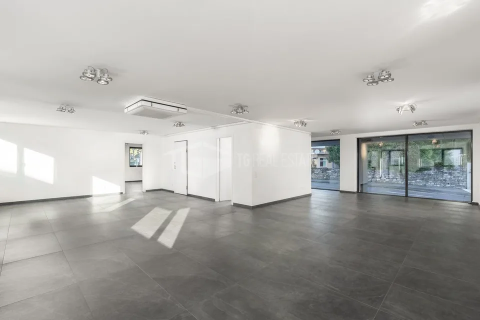 UFFICIO DI ALTO STANDING IN RESIDENZA CONTEMPORANEA – foto 6 di 13
