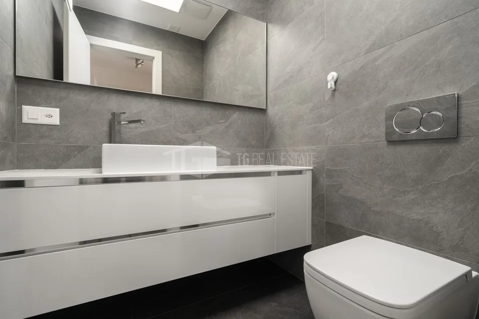 UFFICIO DI ALTO STANDING IN RESIDENZA CONTEMPORANEA – foto 13 di 13