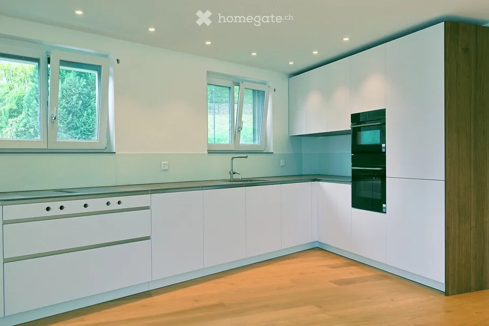 Appartamento attico di lusso 3.5 locali su Seestrasse a Thalwil