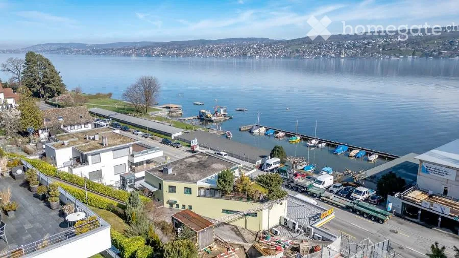 Topmoderne 3.5-Zimmer-Attika an der Seestrasse in Thalwil
