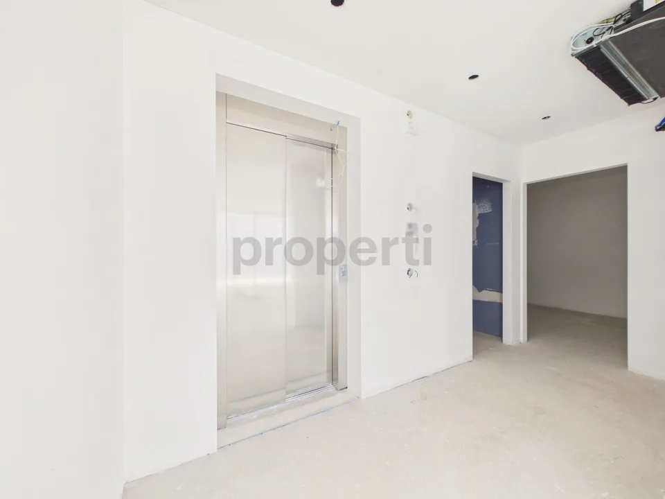 Appartement moderne 4.5 pièces avec grand balcon, Brione sopra Minusio