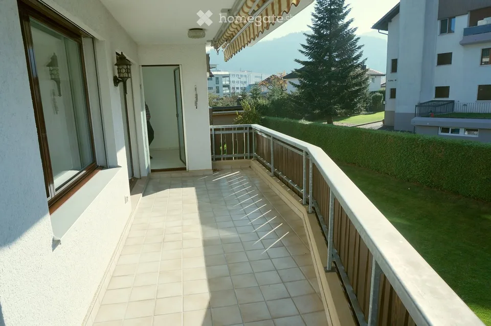 Helle 4.5-Zimmer-Wohnung mit Balkon und Seenähe in Unterägeri