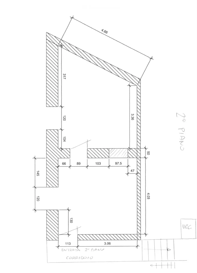 Affittasi locali ad uso ufficio, studio, atelier, archivio