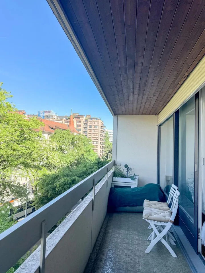 À Vendre en SI ? Appartement 2 pièces à Champel