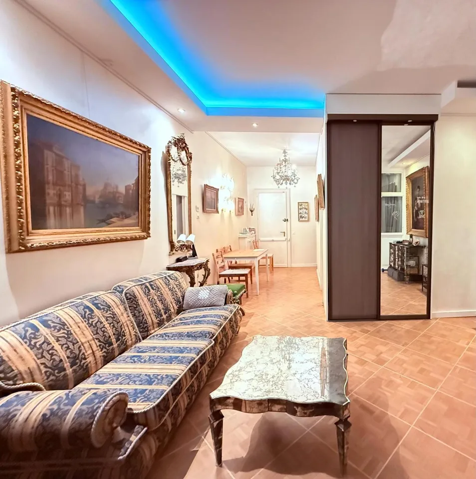 Appartement de Charme au Coeur de la Vieille Ville de Genève - Vente en SI