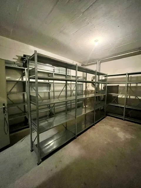 Magazzino in posizione centrale