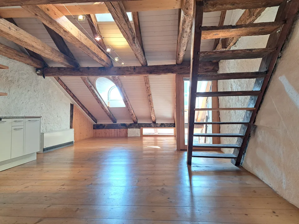 HAUPTGASSE 36, Geräumiges 2.5-Zimmer-Duplex 120M2