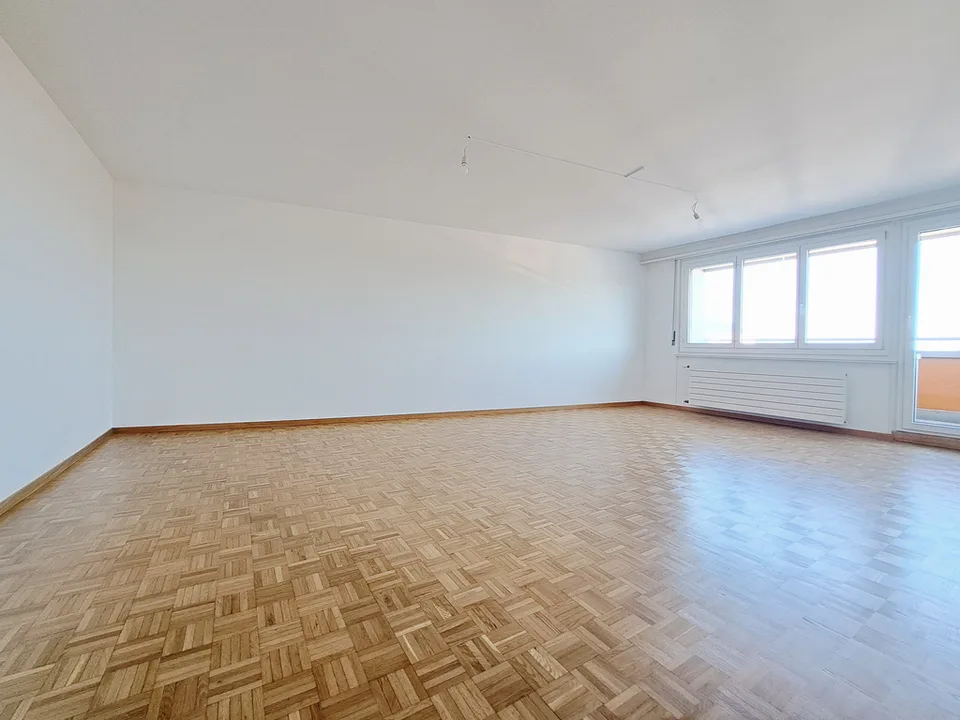 NEUCHÂTEL 41, Appartement de 4.5 pièces proche du centre de 91m2