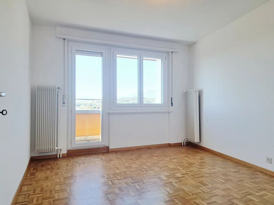 NEUCHÂTEL 41, Appartement de 4.5 pièces proche du centre de 91m2