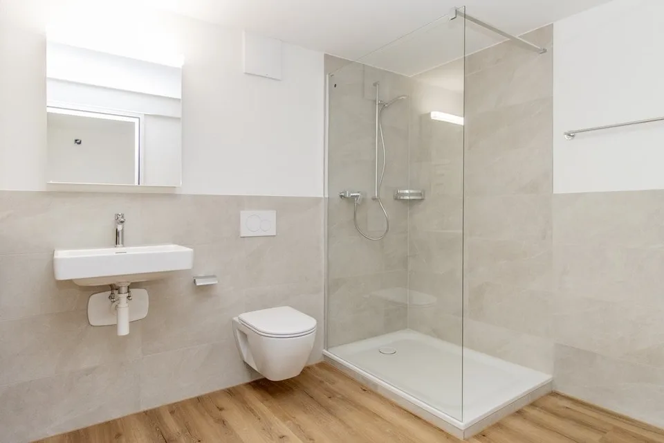 Appartement moderne 3.5 pièces dans un emplacement central à Rüti