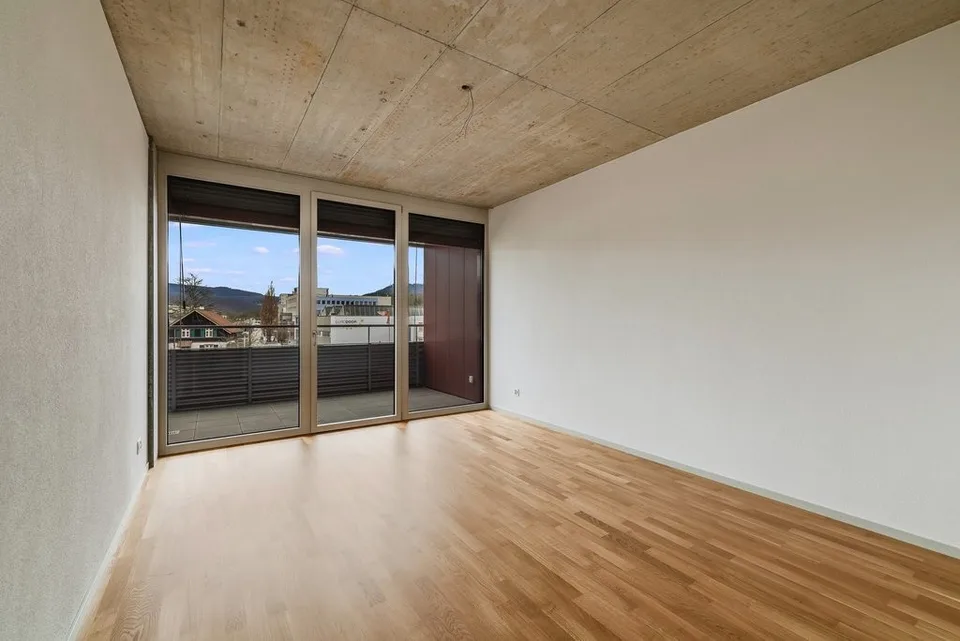 Moderne Architektur: 4.5-Zimmer-Wohnung im offenen Riegelbau – Foto 7 von 9