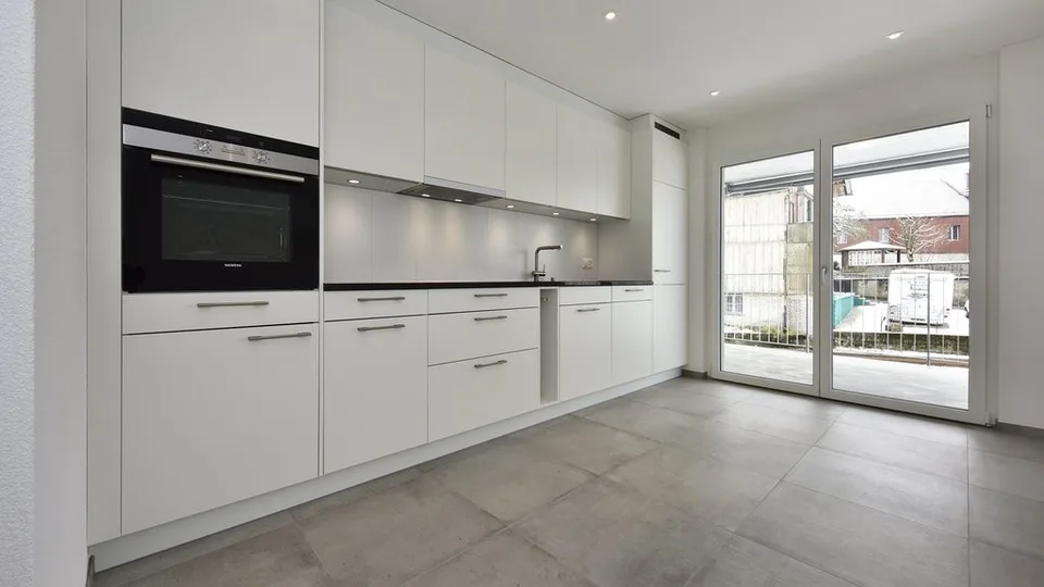 SPACIOUS IN OWNER STANDARD
