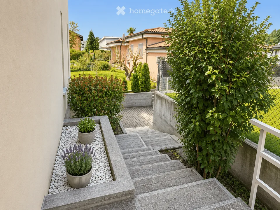 4.5 BRIGHT ROOMS WITH BALCONY – CHF 1'600.– + CHF 300.– FLAT-RATE EXPENSES
