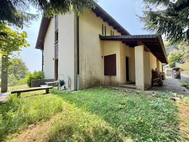 Verkauf in Cardada - Gemütliches 4.5-Zimmer-Haus, um dem täglichen Stress zu entfliehen
