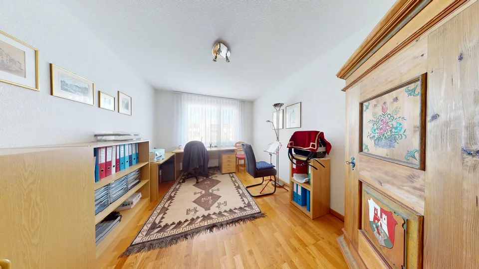 Stylish 4.5-room apartment with spacious balcony