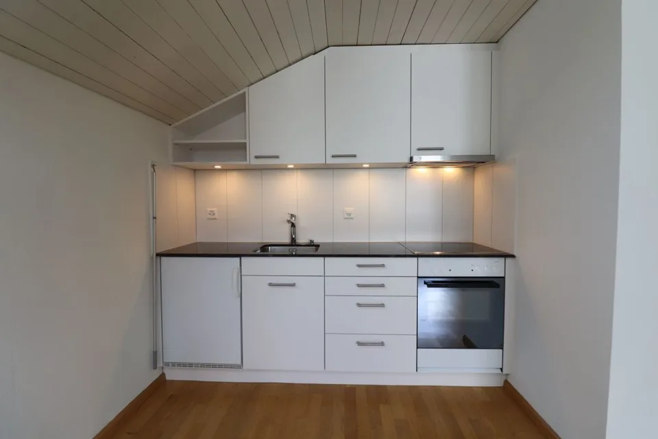 Kornackerstrasse, Frenkendorf - gemütliche und moderne Dachwohnung im 4.OG