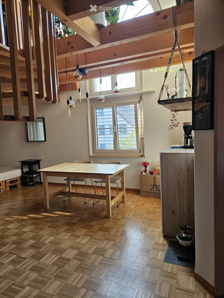Superbe, spécial appartement en mansarde au cœur de Neftenbach ! À partir du 01.10.2026