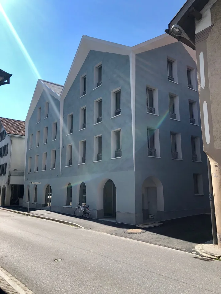 Moderne 2½ - Zimmer Dachwohnung