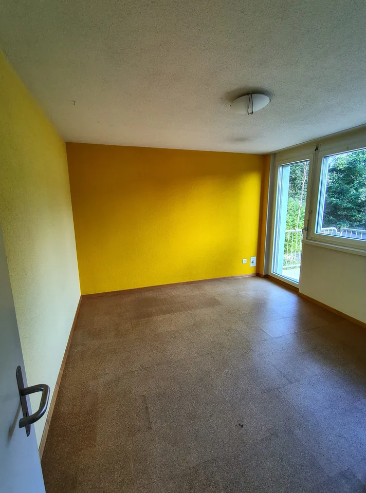 Ampia casa a schiera di 7,5 locali a Urtenen-Schönbühl