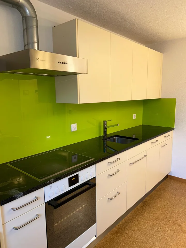 Ampia casa a schiera di 7,5 locali a Urtenen-Schönbühl