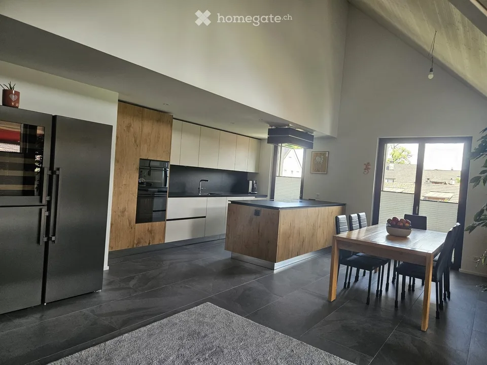 Neubau-Dachgeschosswohnung in Itzikon (bei Grüningen)