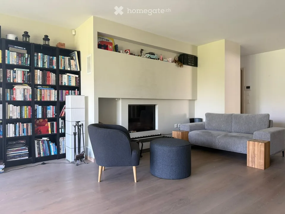 Spacious 4-Room Apartment for Rent in Mies