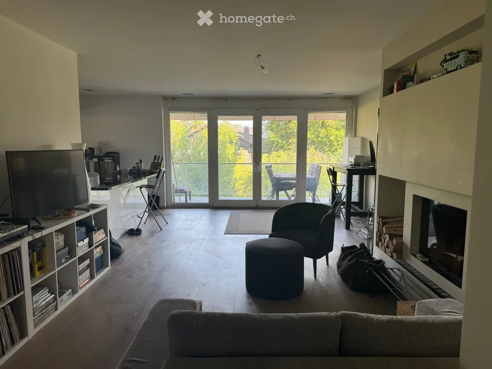 Spacious 4-Room Apartment for Rent in Mies