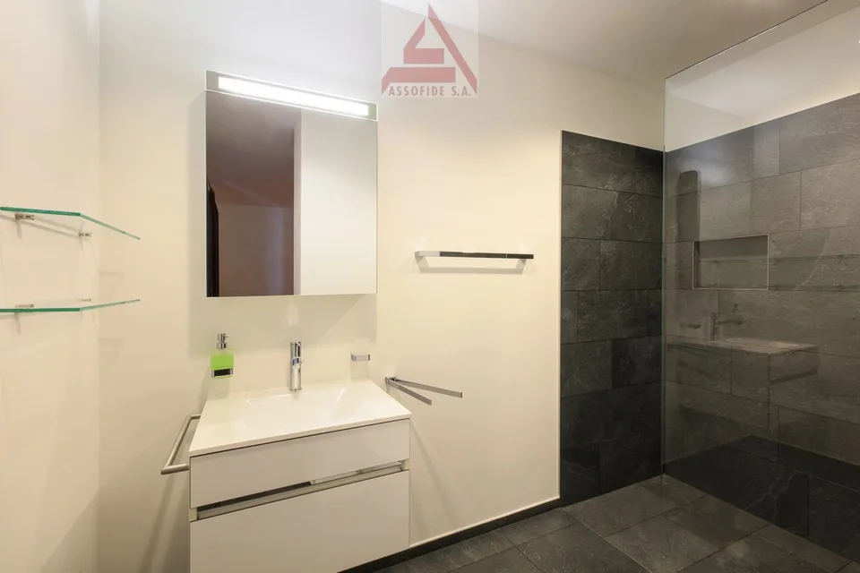Elegante duplex di 3.5 locali / Elegante 3,5-Zimmer-Duplexwohnung – Foto 11 von 13