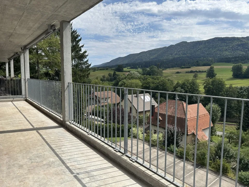 Schönes Apartment in Tavannes mit 5.5 Zimmern im Erdgeschoss