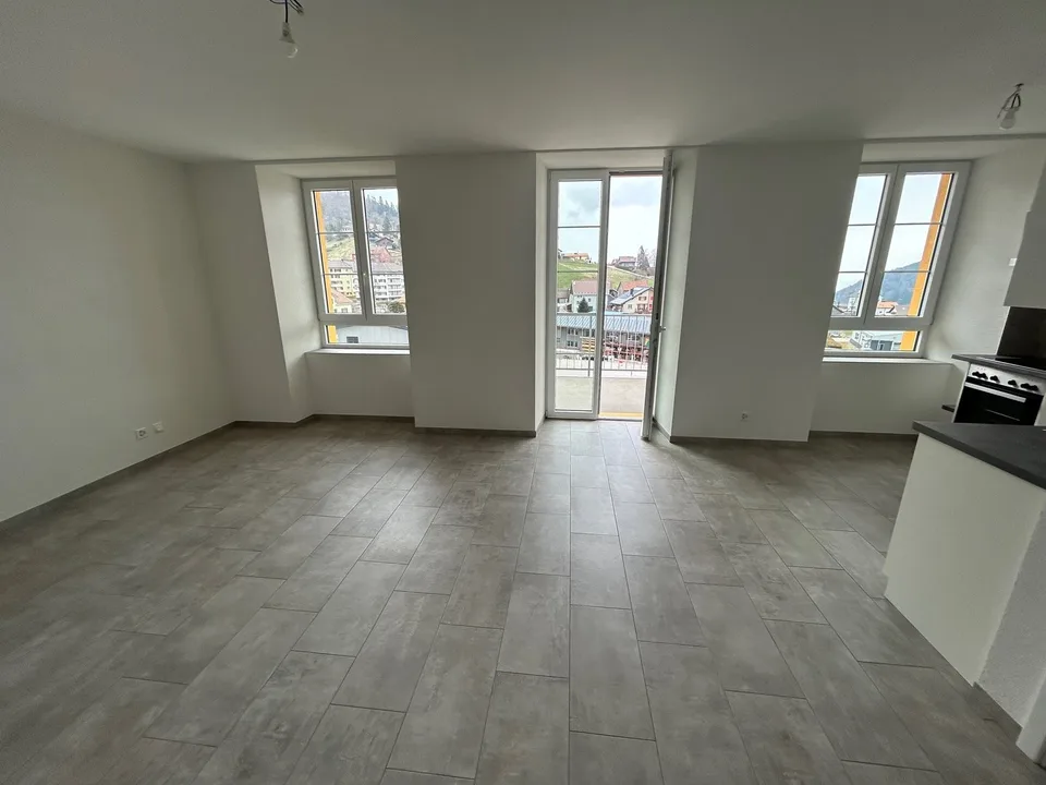 Av. des Alpes 17 - Ste-Croix - Monolocale al 3° piano (Lot: 311)