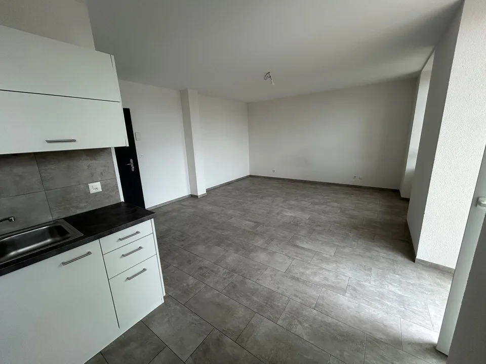 Av. des Alpes 17 - Ste-Croix - Monolocale al 3° piano (Lot: 311)