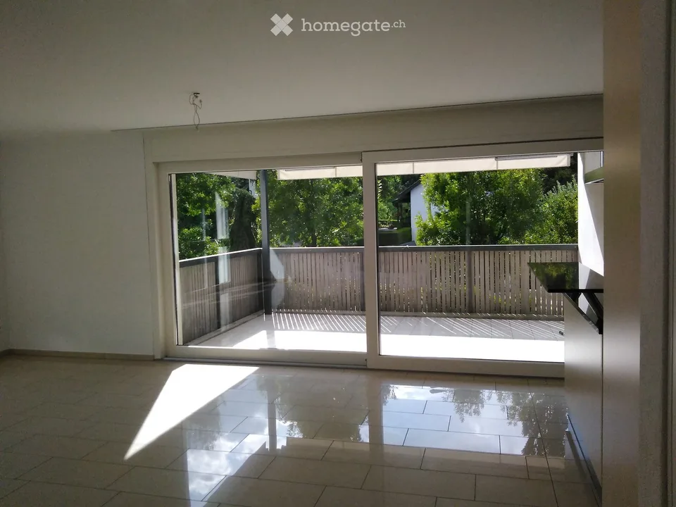 Appartement spacieux 5.5 pièces avec grand balcon