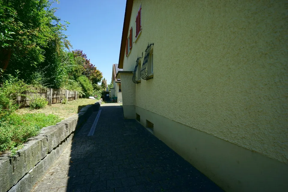 Casa unifamiliare di 6 locali in un quartiere familiare, in una posizione soleggiata