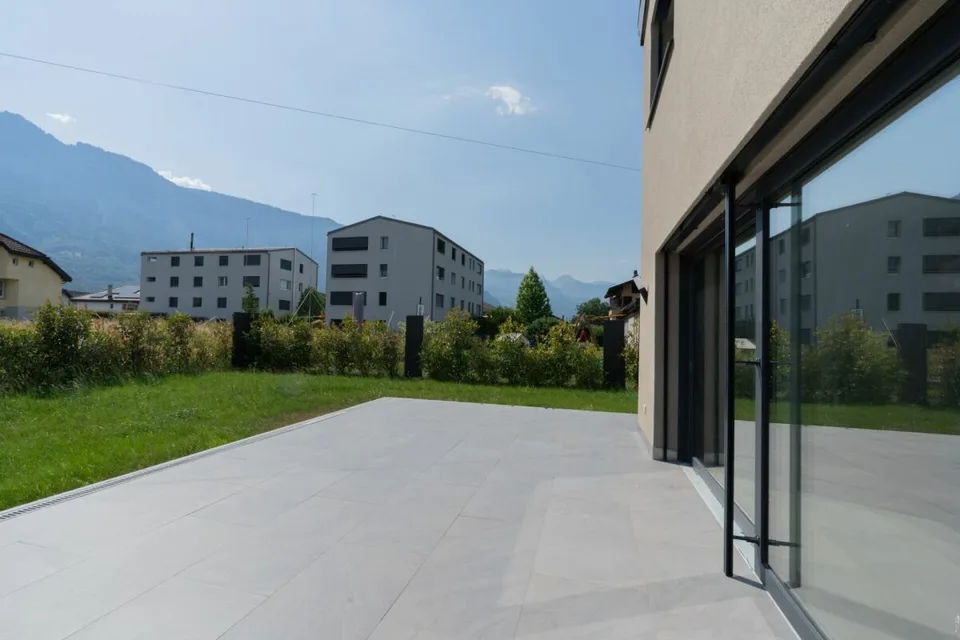 Collombey - Villa a schiera con giardino