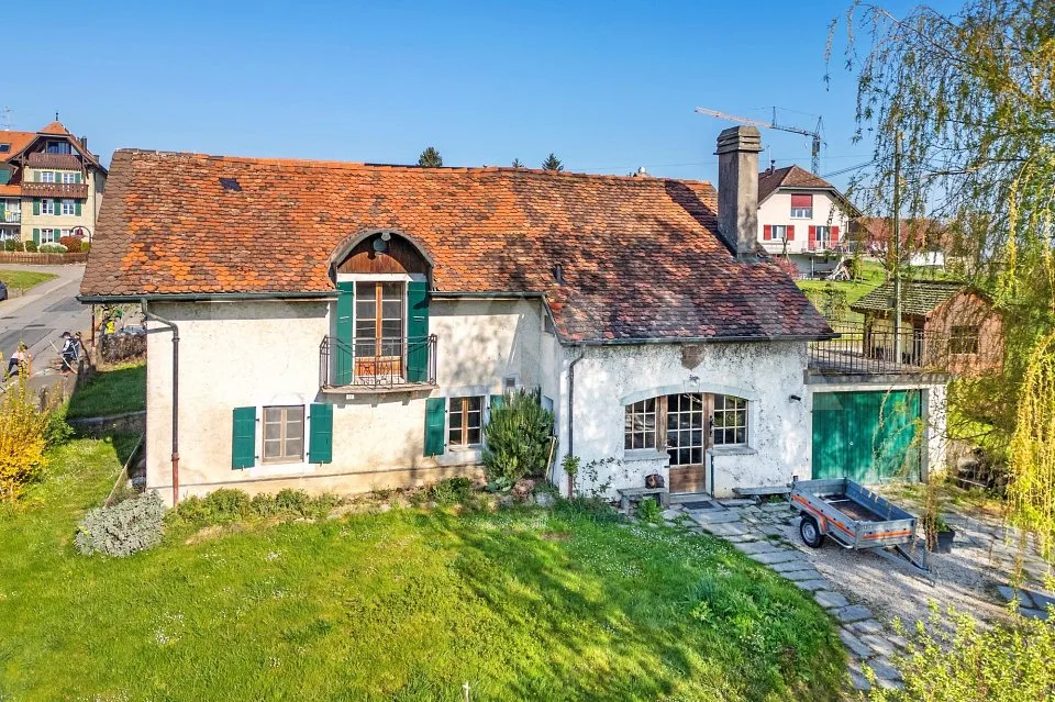 Maison de 1750 : cadre  bucolique et apaisant,  à rénover