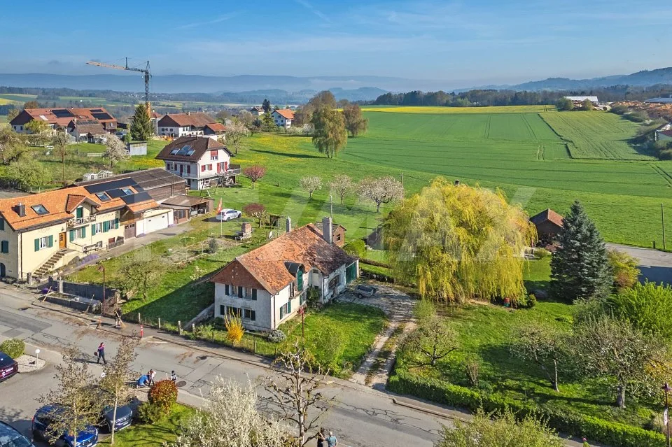 Idyllischer und beruhigender Rahmen für dieses Haus zur Renovierung – Foto 10 von 13