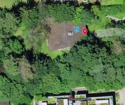 *Single-family house with building land reserve*