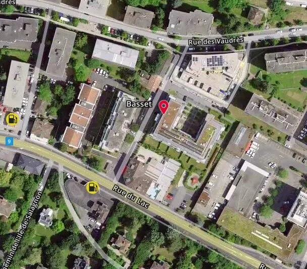 *Wohnung im Erdgeschoss mit Parkplatz und Keller*