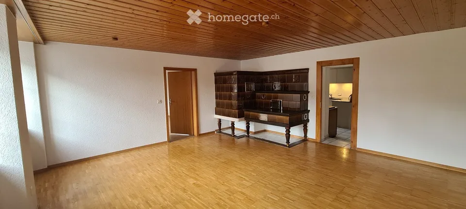 Charmante 4.5-Zimmer-Wohnung in Altbau-Gebäude in Maisprach