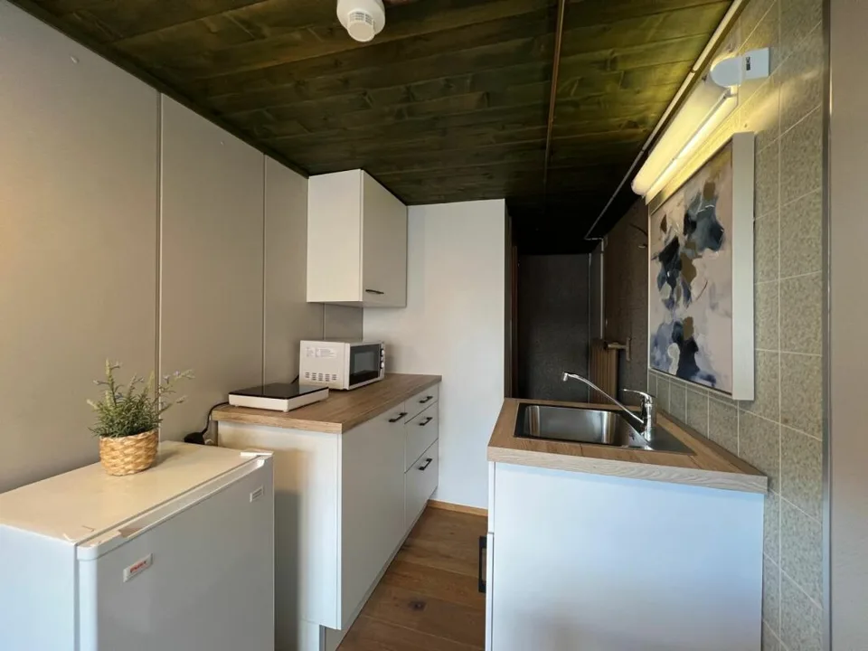Furnished 1.5-studio room in central location