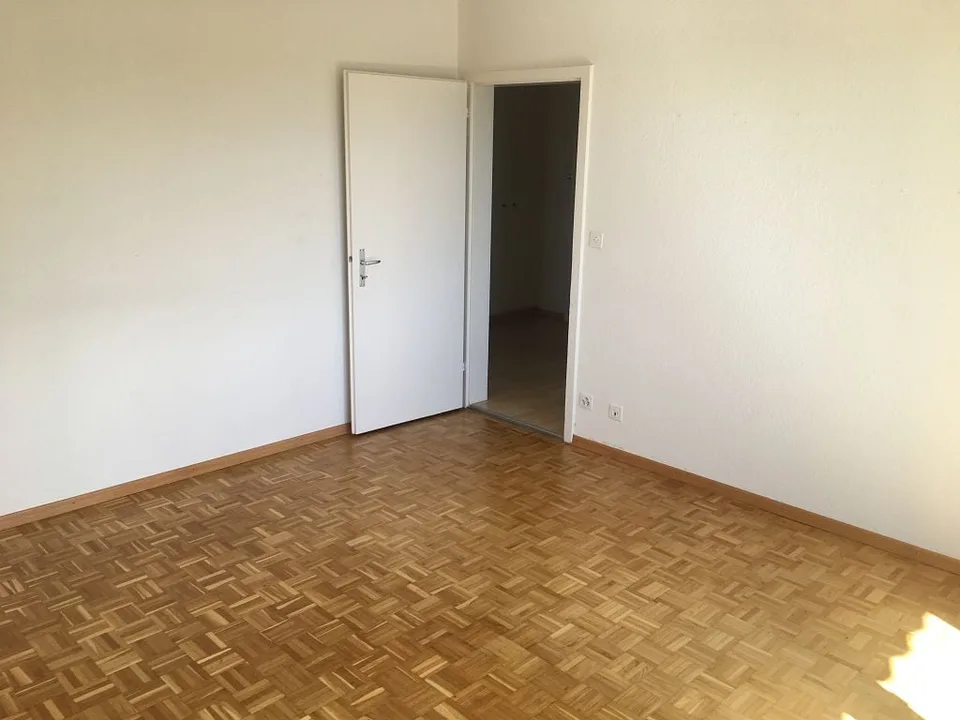 Appartement 4 pièces, 3ème étage à droite