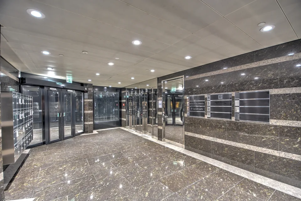 Bureaux de 150 m2 Rue du Rhône