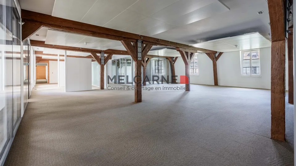 Bureaux d'environ 485 m² à louer - Place du Molard, Genève