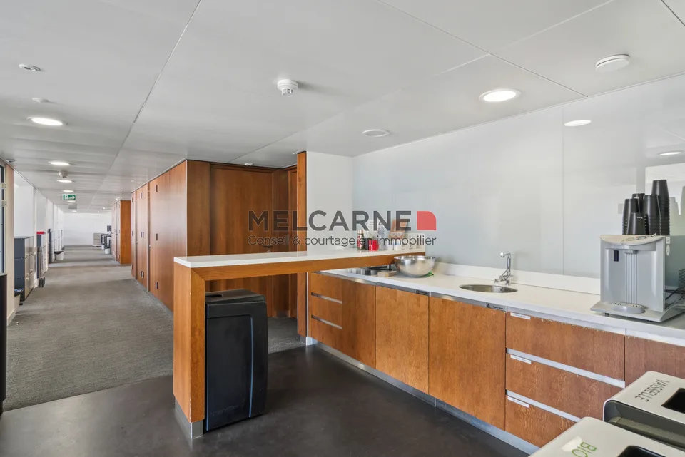Bureaux d'env. 358 m² - Plug & Play