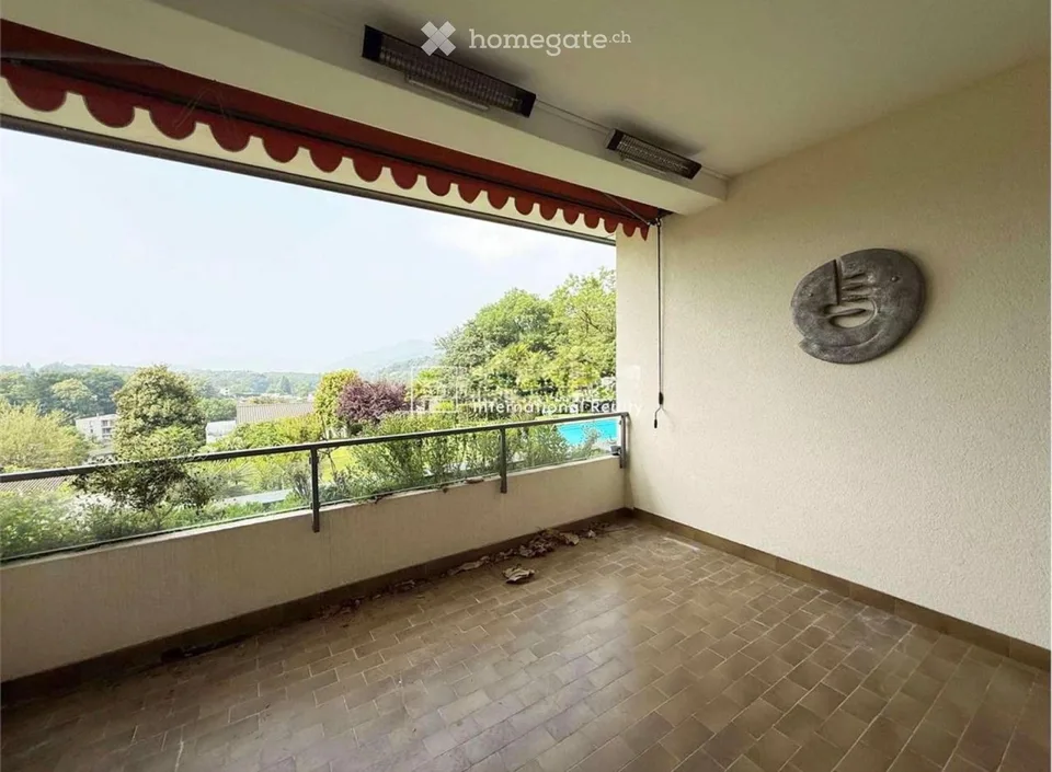 VENTE EXCLUSIVE 3.5 PIÈCES AVEC PISCINE