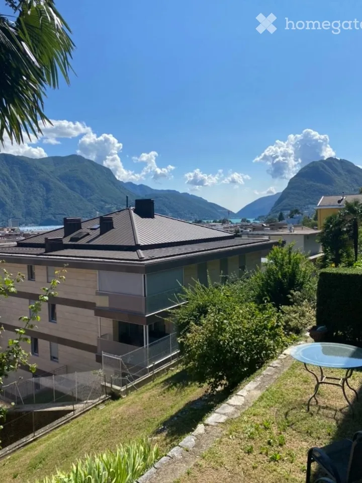 Villa in Lugano: 235 m², lake view, garden and terrace