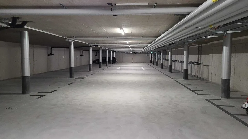 Wir haben Platz für Ihr Auto